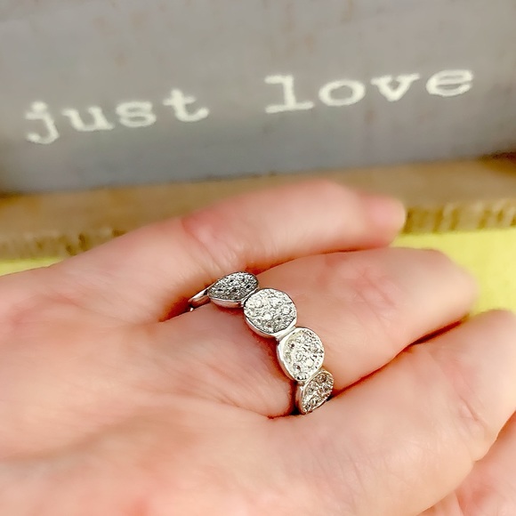 SOLD‼️MOVING🆑CLEARANCE🆑SALE-FINAL PRICES❌PUSH THE BUY NOW BUTTON & ENJOY NEW - Picture 3 of 8